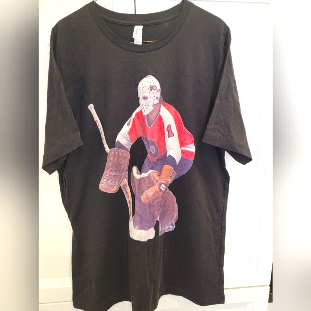 Men's XL Bernie Parent t-shirt.